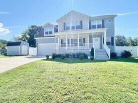 766 Old Lucas Creek Rd in Newport News, VA - Building Photo