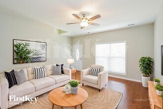 844 Cherry Blossom Ln in Clarksville, TN - Building Photo - Building Photo