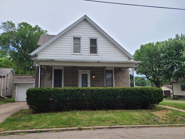 property at 1901 12th St