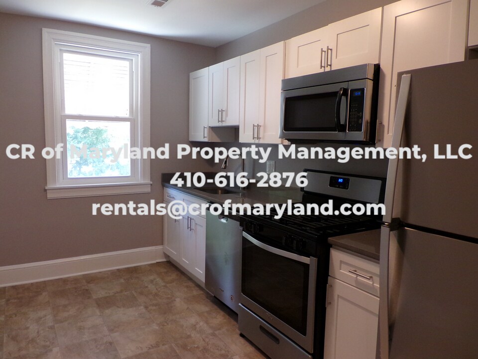 1111 Elm Ridge Ave-Unit -Top Floor in Baltimore, MD - Building Photo
