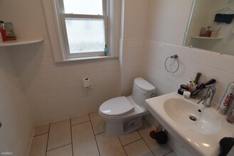 80 Wallingford Rd, Unit 1 in Boston, MA - Building Photo - Building Photo