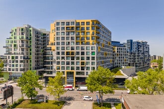 Vue Phase 5-7 in Montréal, QC - Building Photo - Building Photo