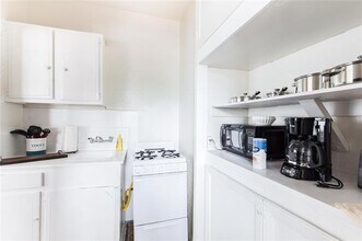 324 W Canty St in Dallas, TX - Building Photo - Building Photo