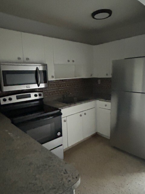 3701 NW 20th Ct, Unit #B in Miami, FL - Building Photo - Building Photo