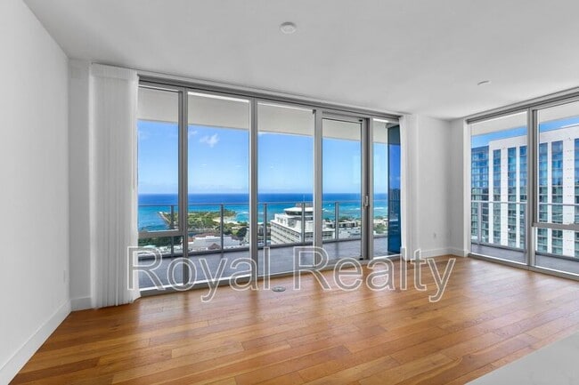 629 Ke’eaumoku St in Honolulu, HI - Foto de edificio - Building Photo