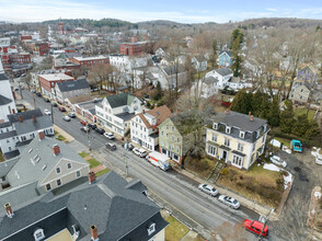 50 Market St in Amesbury, MA - Building Photo - Primary Photo