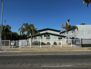 Eastgate Apartments in Fresno, CA - Building Photo - Building Photo