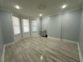 146 Bentley Ave in Jersey City, NJ - Building Photo - Building Photo