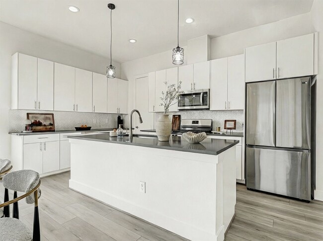property at 3313 Baer St