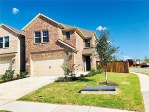 4520 Titus Cir in Plano, TX - Foto de edificio - Building Photo