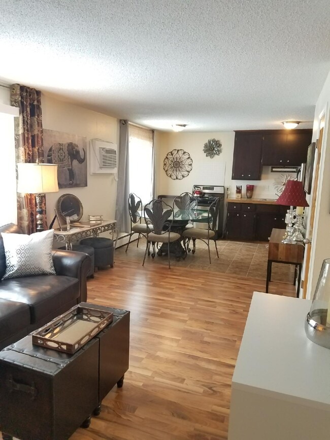 6035 Main St NE, Unit 3 in Fridley, MN - Building Photo - Building Photo
