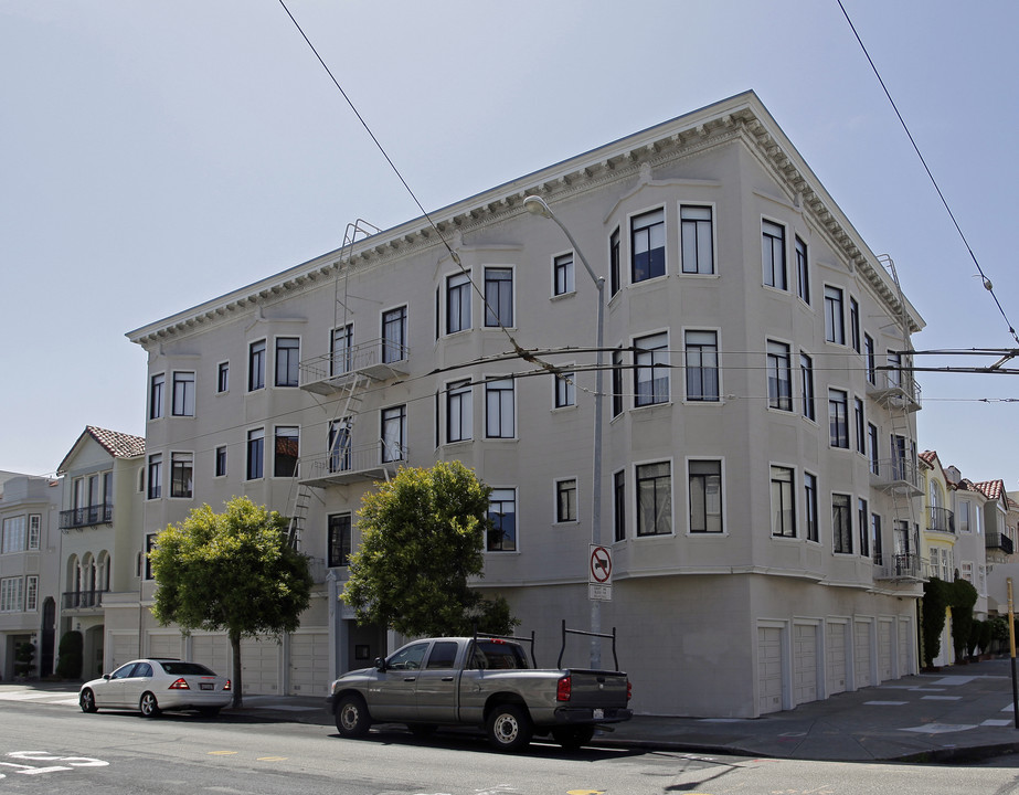 2395 Francisco St in San Francisco, CA - Building Photo