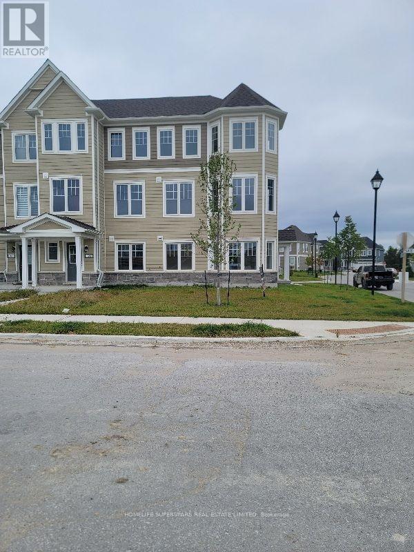 189 Village Gate Dr in Wasaga Beach, ON - Building Photo - Building Photo