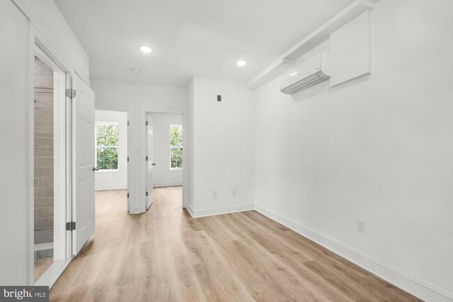 property at 2046 E Huntingdon St