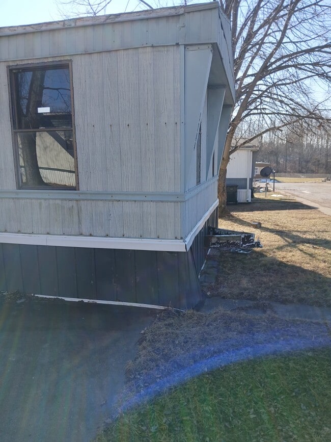 710 Mill St in Georgetown, IL - Building Photo - Building Photo