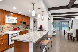 19228 NE 25th Ave, Unit 251B in Miami, FL - Foto de edificio - Building Photo