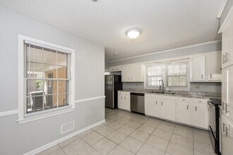 719 Woodland Hills Rd W in Columbia, SC - Building Photo - Building Photo