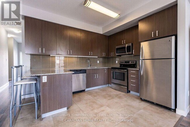 62 Balsam St in Waterloo, ON - Building Photo - Building Photo