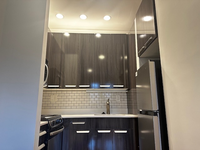 252 Newbury St, Unit #4