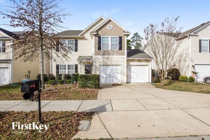 1732 Larne Cir in Charlotte, NC - Building Photo