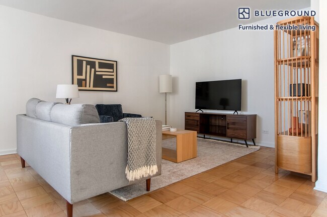 315 East 86th St in New York, NY - Building Photo - Building Photo
