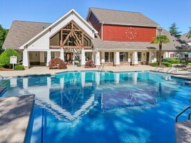 Greenway at Mallard Creek in Charlotte, NC - Building Photo