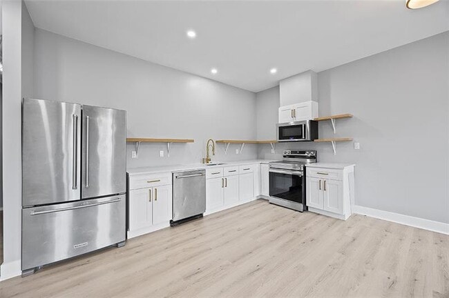 1109 E Carson St in Pittsburgh, PA - Building Photo - Building Photo