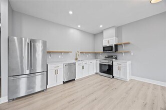 1109 E Carson St in Pittsburgh, PA - Building Photo - Building Photo