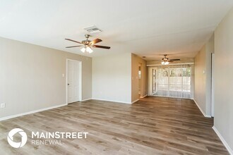7311 Louise Dr in Ft. Myers, FL - Building Photo - Building Photo