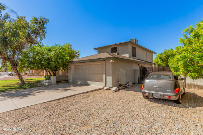 16238 N 65th Dr in Glendale, AZ - Building Photo - Building Photo