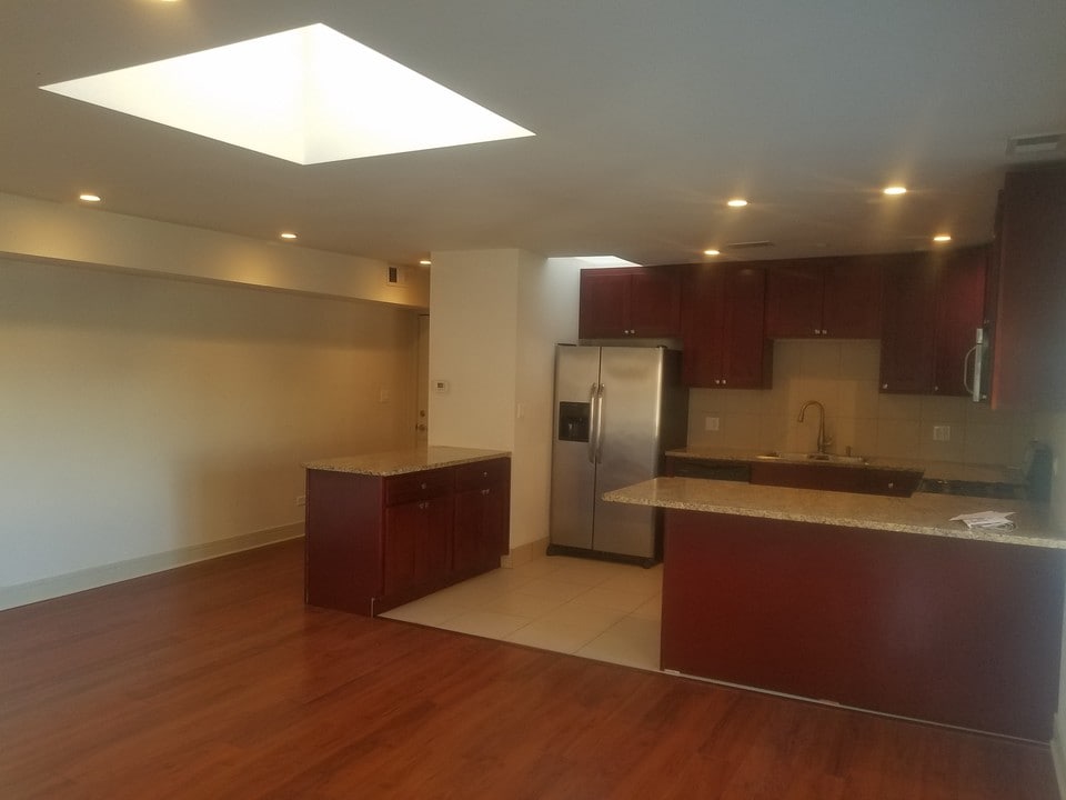 9565 Franklin Ave in Franklin Park, IL - Building Photo