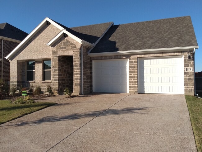 property at 215 Fieldstone Dr