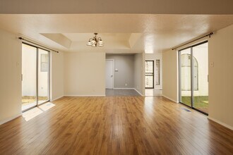 6805 La Casa Bonita NE in Albuquerque, NM - Building Photo - Building Photo