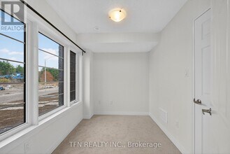 50 Melody Ln in Welland, ON - Building Photo - Building Photo