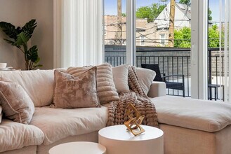 2344 W Polk St, Unit SI ID1359789P in Chicago, IL - Building Photo - Building Photo