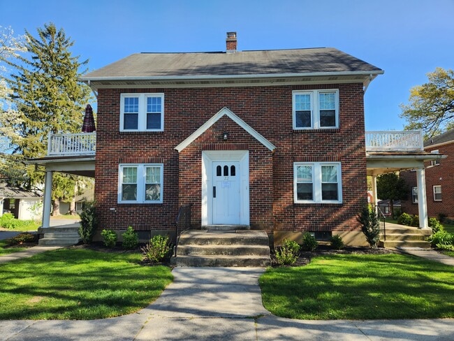 22 W Areba Ave, Unit 2w, Unit 2w