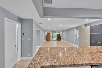 1501 NW 13th St in Boca Raton, FL - Building Photo - Building Photo
