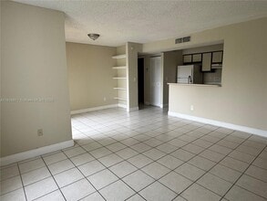 1249 SW 46th Ave in Pompano Beach, FL - Building Photo - Building Photo