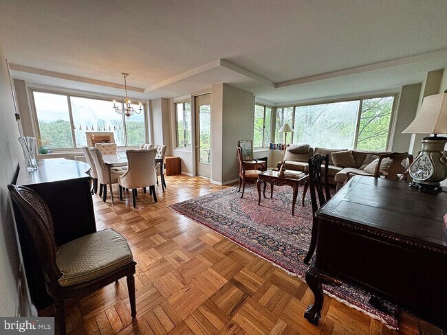 4000 Tunlaw Rd NW in Washington, DC - Building Photo - Building Photo