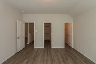 2843 Briggs Dr in Conroe, TX - Building Photo - Building Photo