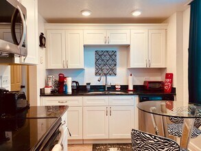 3360 Ocean Shore Blvd, Unit OCEAN FRONT CONDO in Ormond Beach, FL - Building Photo - Building Photo