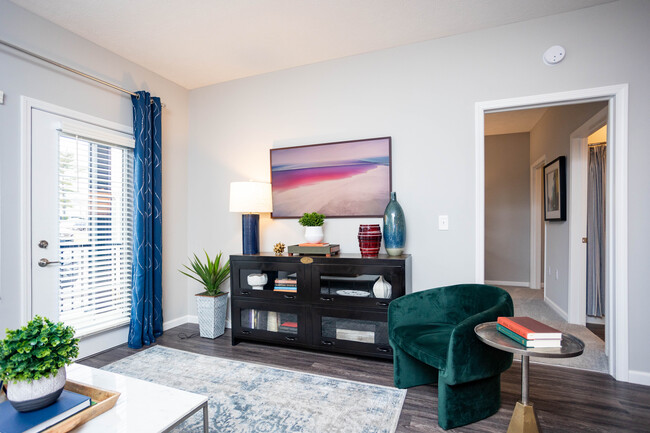 Elan Park Apartments