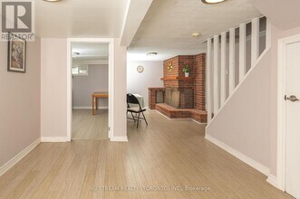 66 Crossbow Crescent in Toronto, ON - Building Photo - Building Photo
