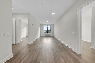 121 34th St in Union City, NJ - Building Photo - Building Photo