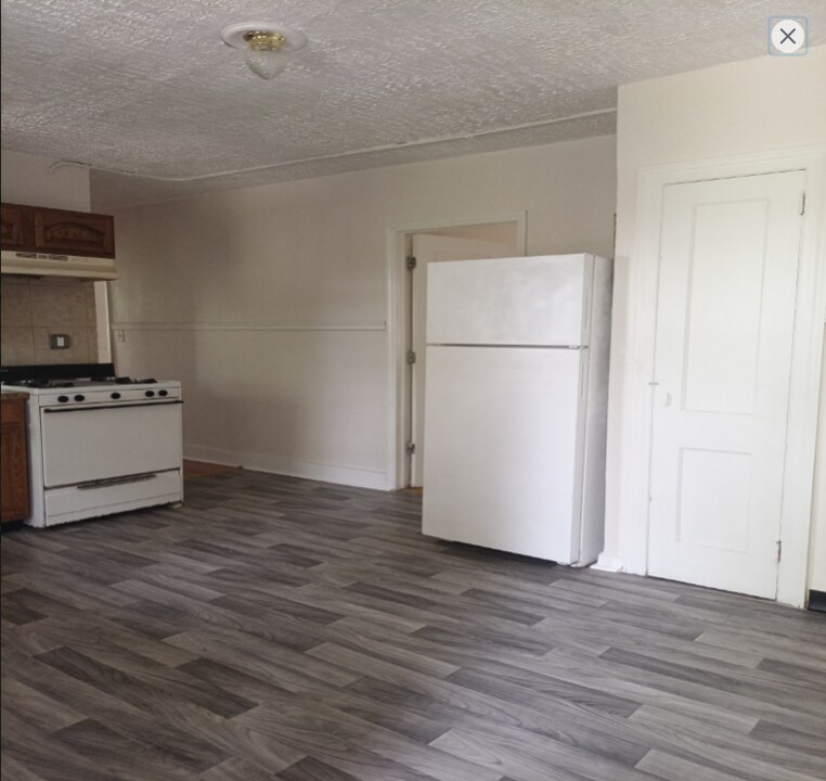 1154 NY-32 in Wallkill, NY - Building Photo