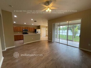 24853 Siena Dr in Lutz, FL - Building Photo - Building Photo