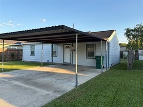 3010 Washington St in Pasadena, TX - Building Photo - Building Photo