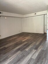 5175 E Waverly Dr in Palm Springs, CA - Building Photo - Building Photo