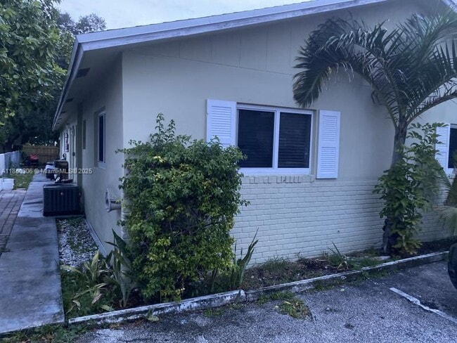 property at 2407 SW 42nd Ave