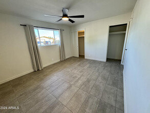 634 N 65th Way in Mesa, AZ - Foto de edificio - Building Photo